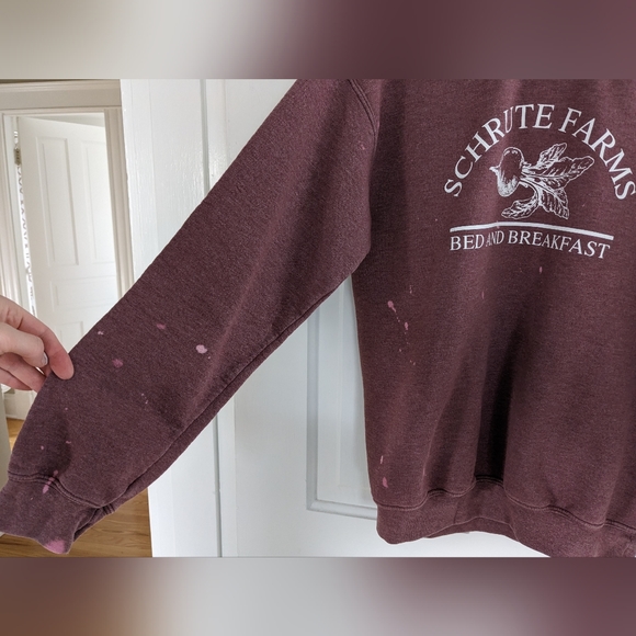 Schrute Farms sweatshirt - Picture 4 of 4